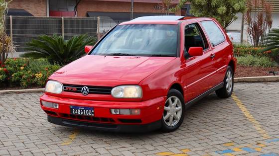 VOLKSWAGEN GOLF 2.0 MI GTI 8V GASOLINA 2P MANUAL